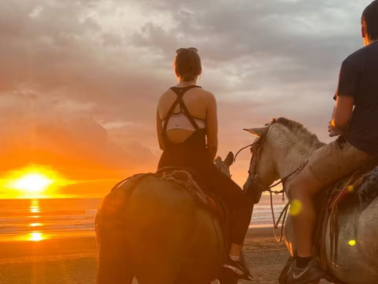 Sunset horseback ride in Jaco - photo 2