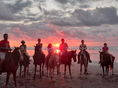 Sunset horseback ride in Jaco - photo 4
